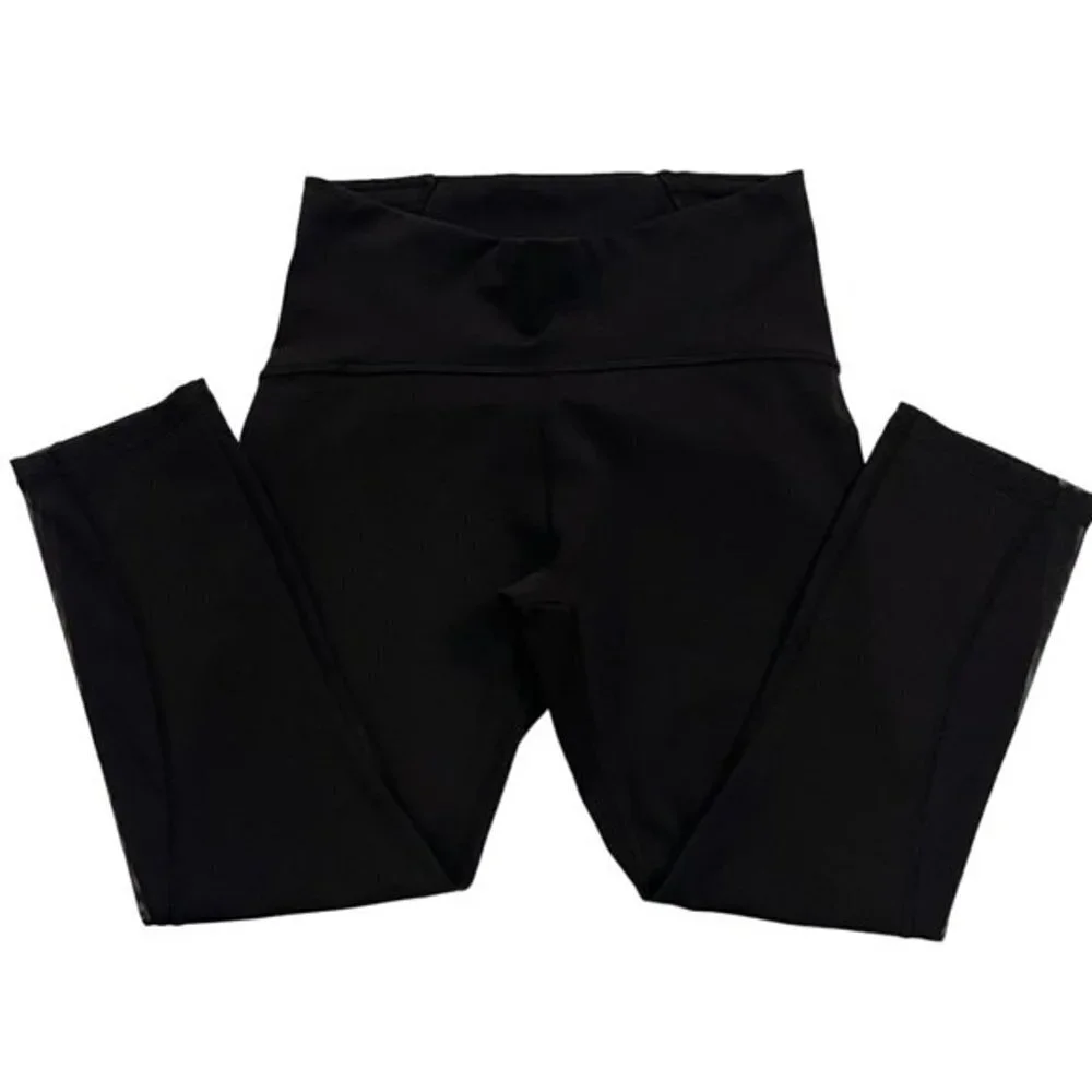 Lululemon Train Times Cropped Active Workout Leggings in Black Size 6